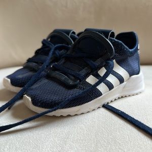 Adidas Navy blue toddler sneakers